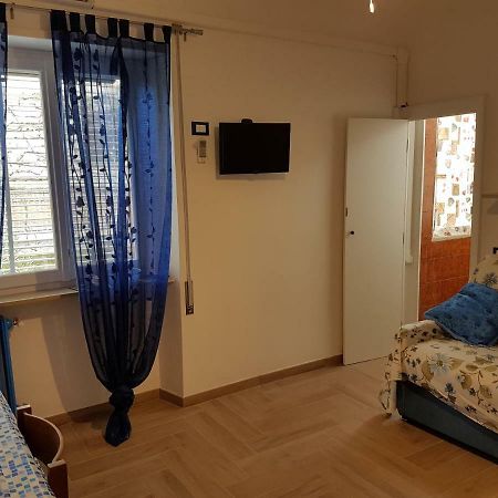 Villa Casa Vittoria à Gaète Extérieur photo